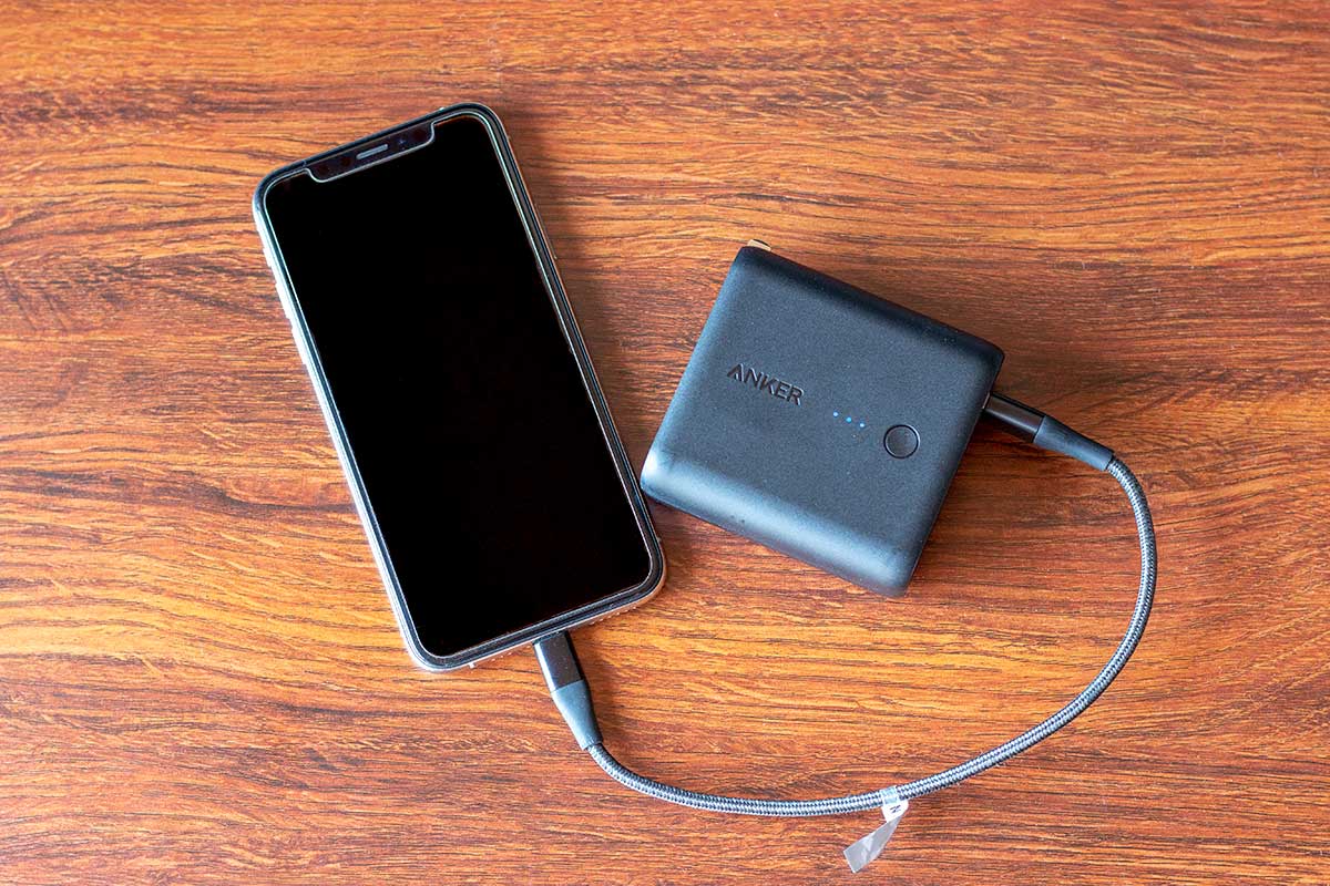 Anker PowerCore Fusion 5000とiPhone