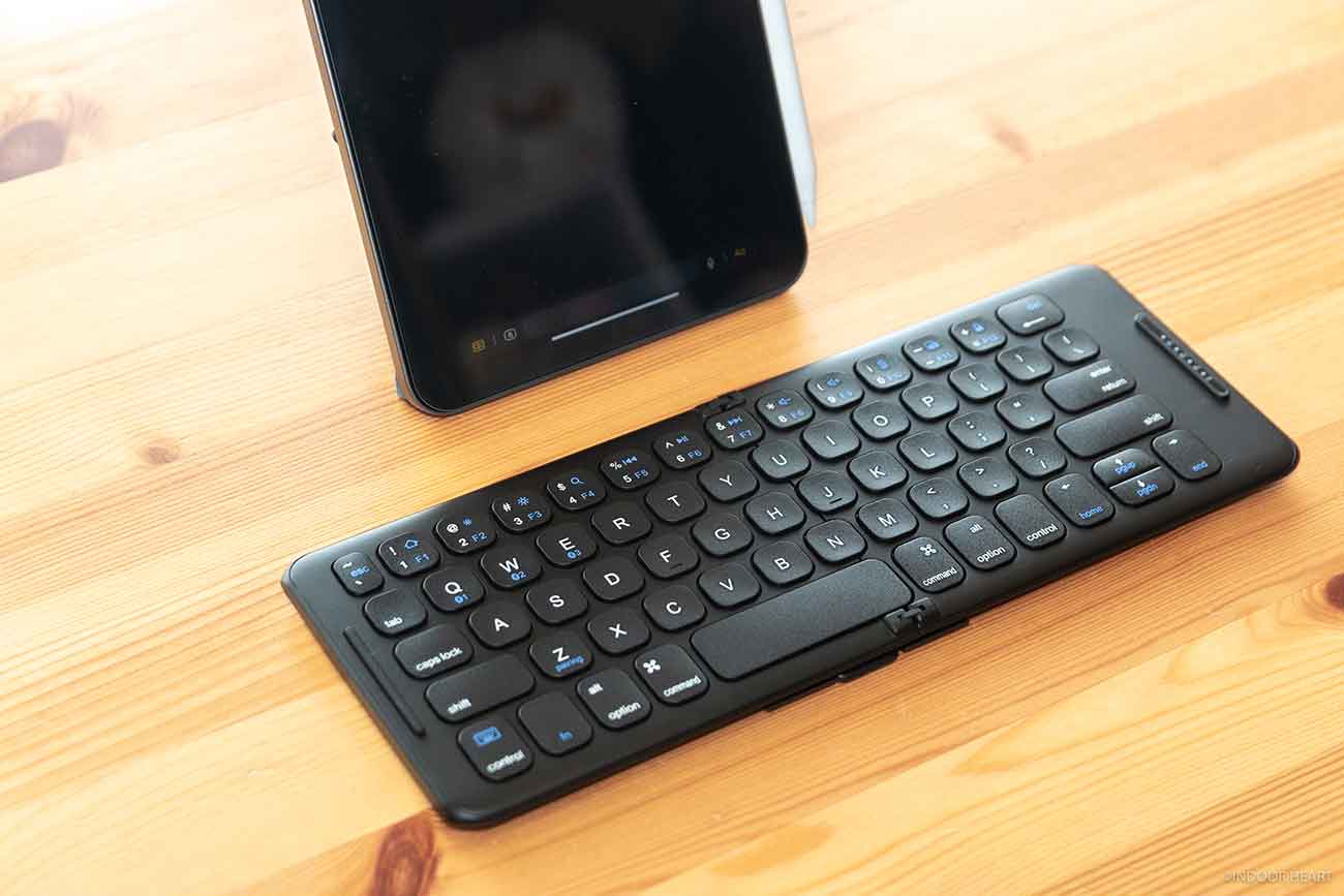 iCleverの折りたたみキーボード「IC-BK26」とiPad mini