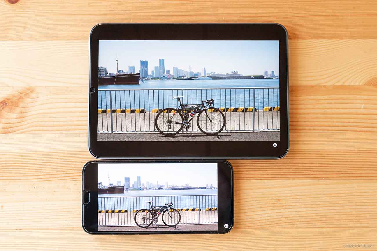 iPad miniとiPhoneで動画を見たときのサイズ比較