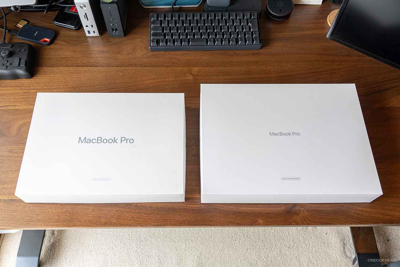 Apple整備済製品のMacBook Proの箱