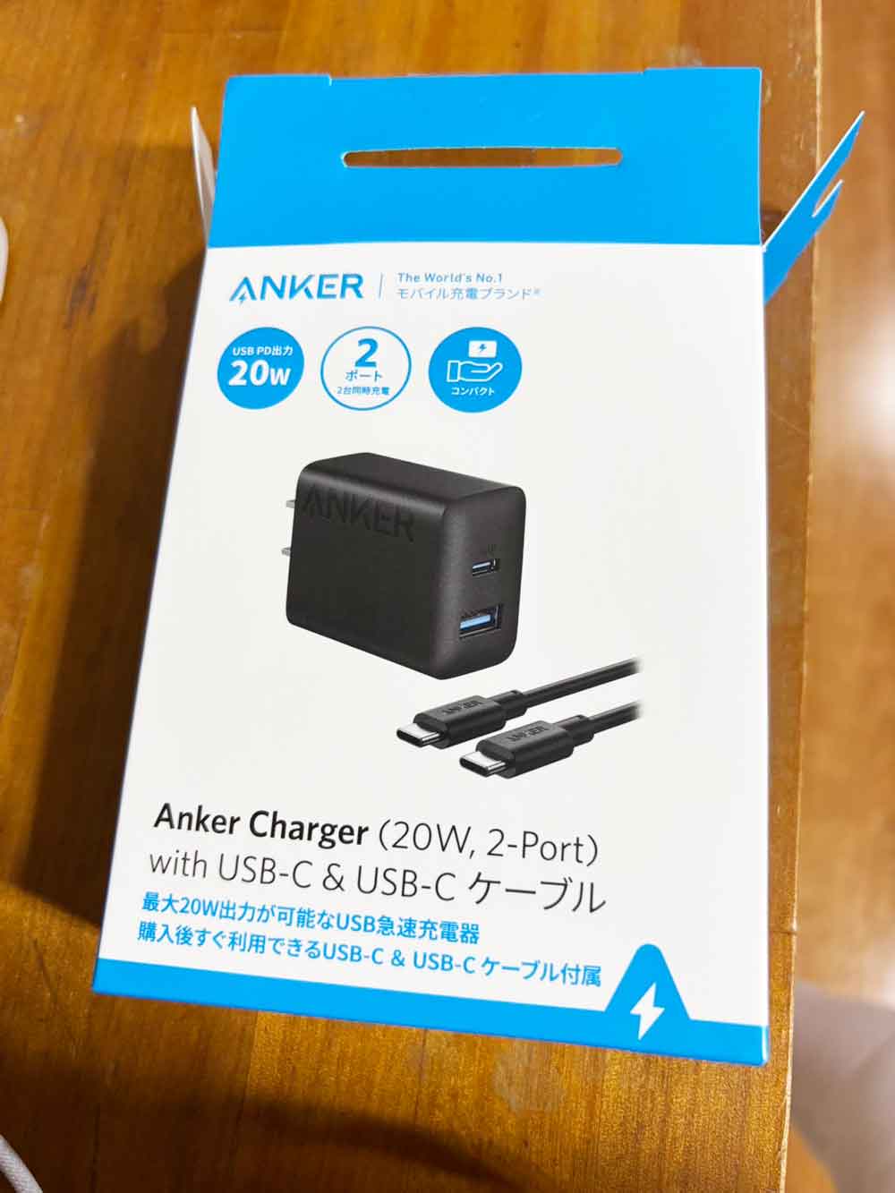 Anker Charger (20W, 2-Port) with USB-C ＆ USB-C ケーブル