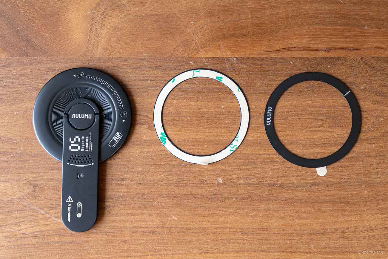AULUMUのMagSafeスタンド「G05」の同梱物