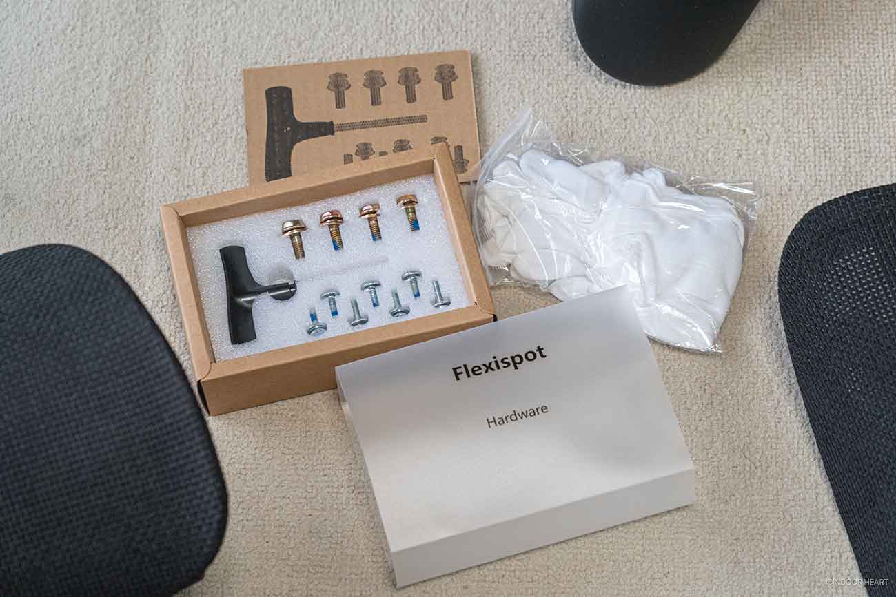 FlexiSpot C7 Morpherの付属工具