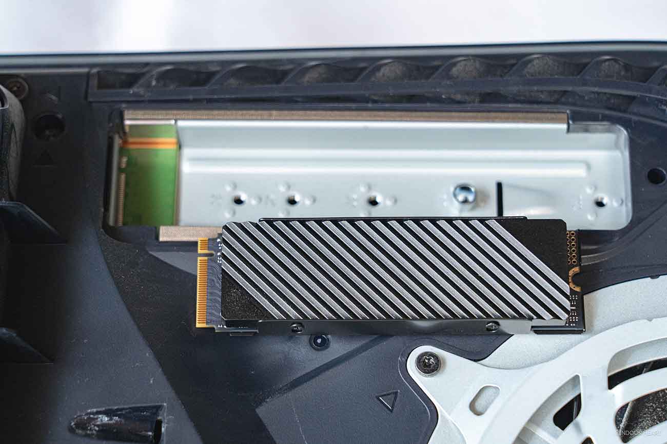 PS5に内蔵SSDを増設する
