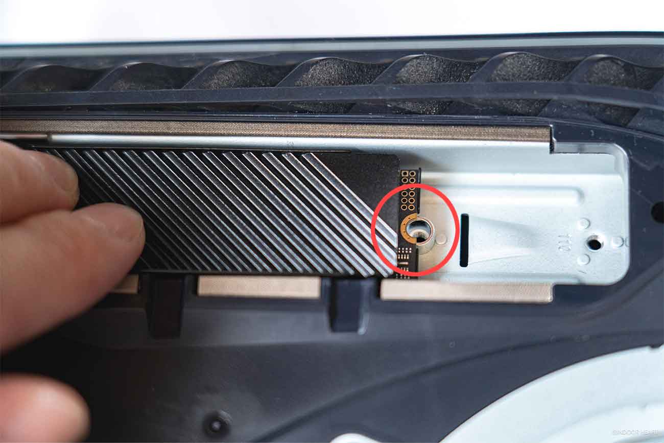 PS5に内蔵SSDを増設する