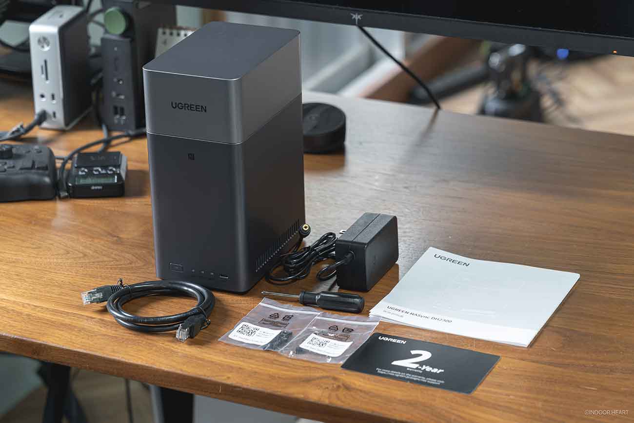 UGREEN NASync DH2300の付属品