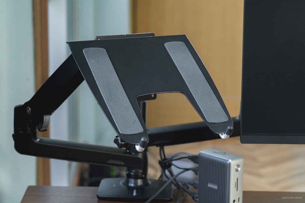 ノートPCマウントトレー