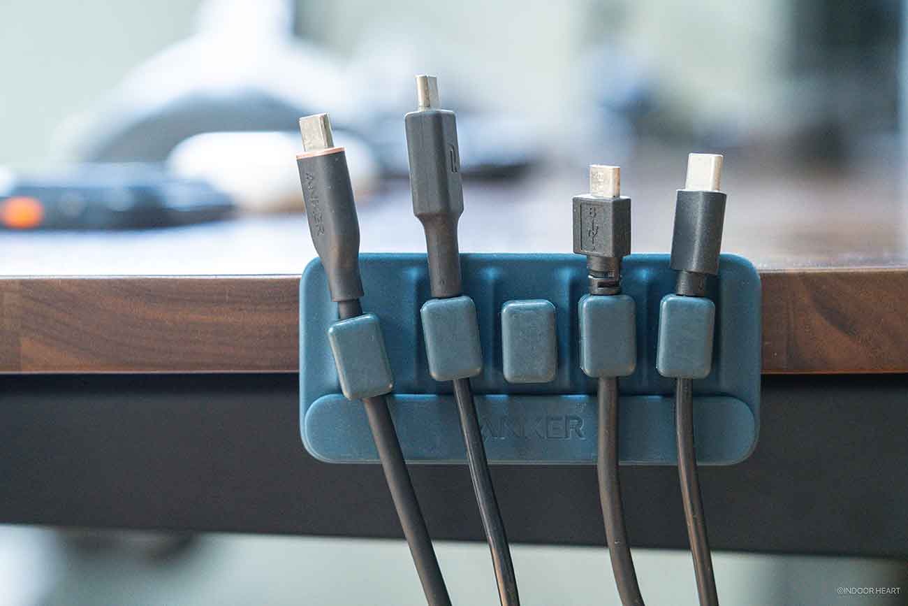 Ankerのマグネットケーブルホルダー