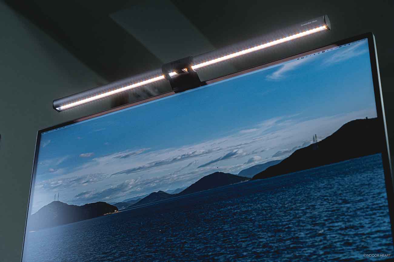 モニターライト：BenQ「ScreenBar Halo」