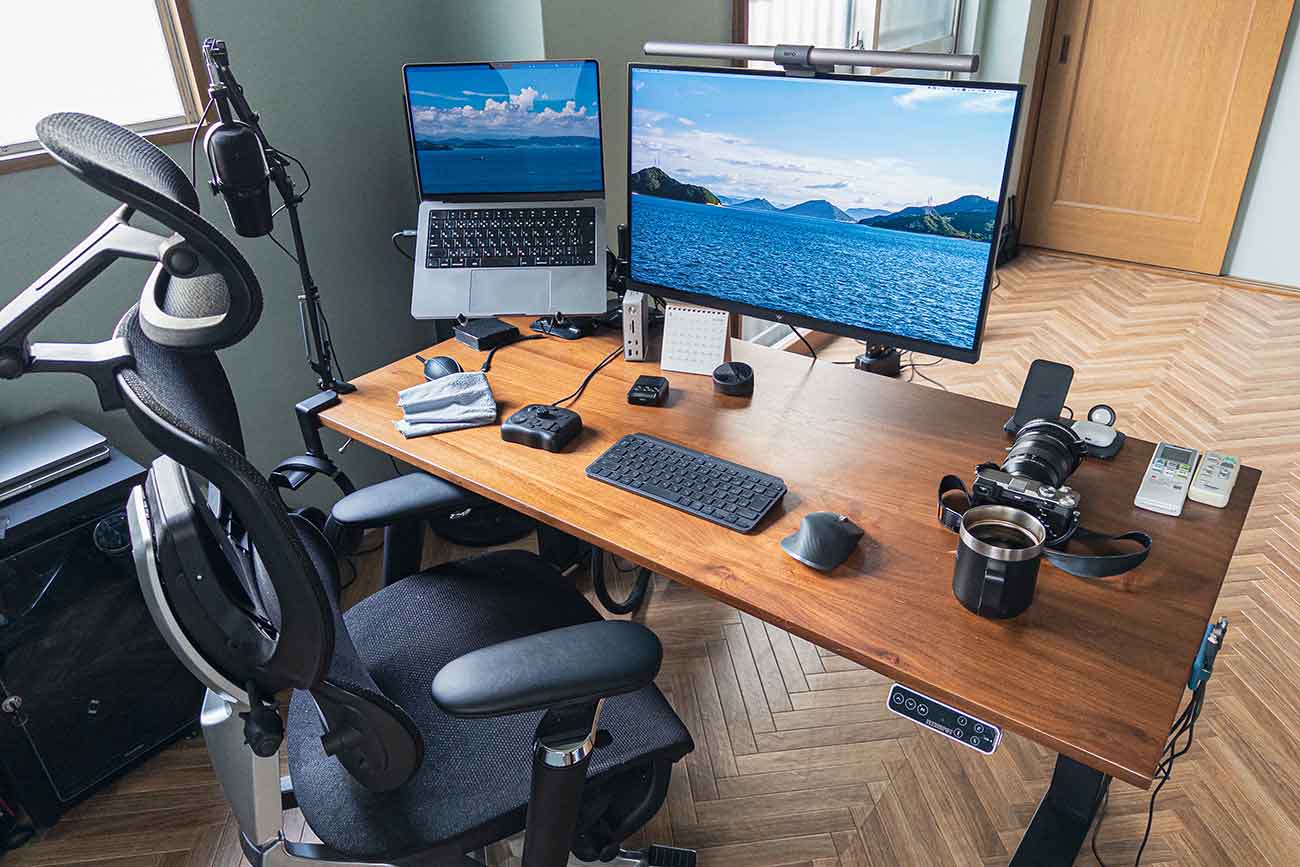 MacBookでつくるデスク環境。使用ガジェット・グッズまとめ【最新版