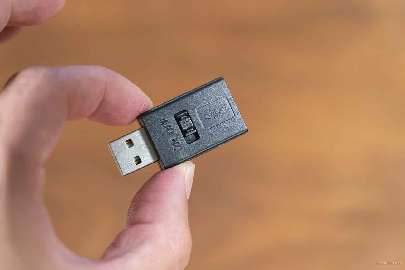 電源スイッチつきUSBアダプタ
