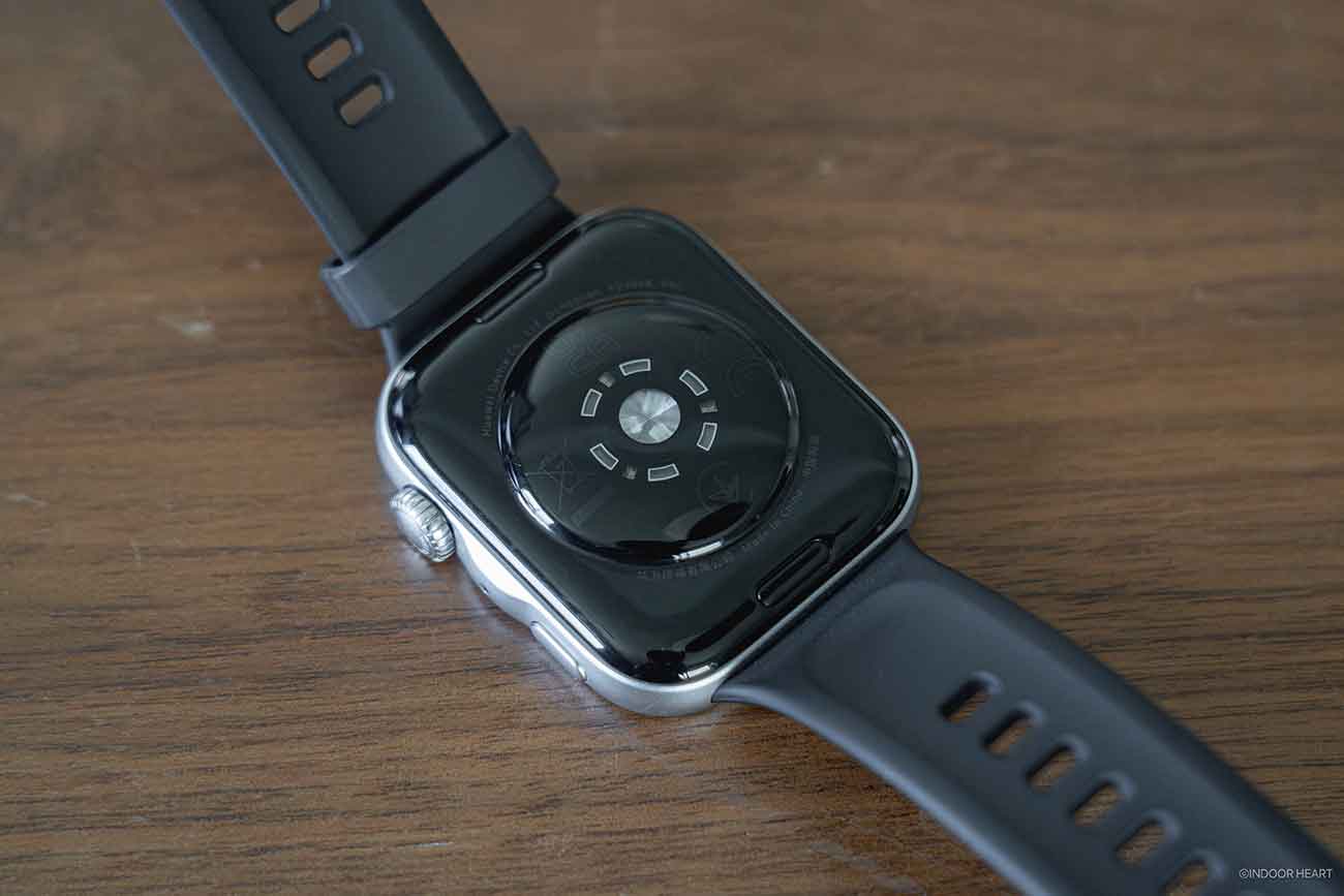 HUAWEI WATCH FIT 5の背面